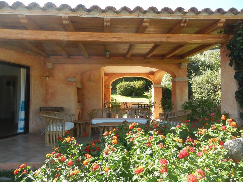 Villa Il Melograno Cannigione Exterior foto